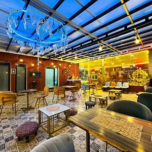 Hotel Wraveler Inn